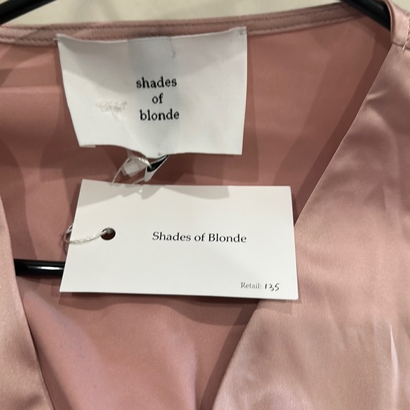 Shades of Blonde Blush Pink Blouse - Picture 3 of 3